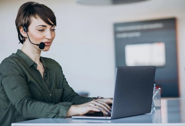 Con el paso del tiempo, el outsourcing ha tomado más relevancia debido a los crecientes costos operativos. Foto: Freepik