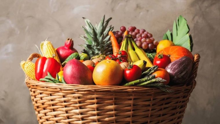 Cuáles son las frutas que nos ayudan a dormir mejor (Shutterstock).