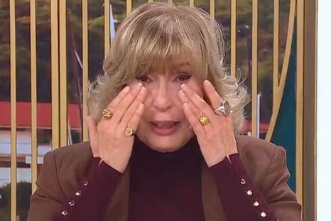 La conductora no pudo aguantar las lágrimas. La conductora no pudo aguantar las lágrimas.