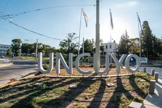 La UNCiyo abre inscripciones para los próximos años. La UNCiyo abre inscripciones para los próximos años.