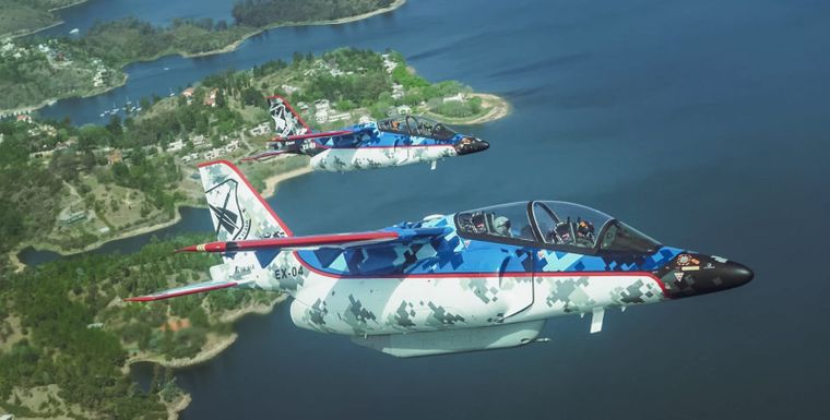 FAdeA nació el 10 de octubre de 1927 como la Fábrica Militar de Aviones. FAdeA nació el 10 de octubre de 1927 como la Fábrica Militar de Aviones.