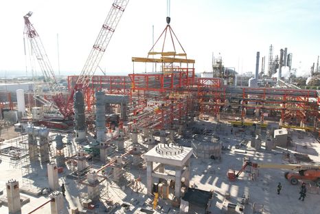 El Gobierno busca aumentar el corte con biocombustibles en nafta y gasoil para reducir la presión de los precios por la guerra en Medio Oriente. El Gobierno busca aumentar el corte con biocombustibles en nafta y gasoil para reducir la presión de los precios por la guerra en Medio Oriente.