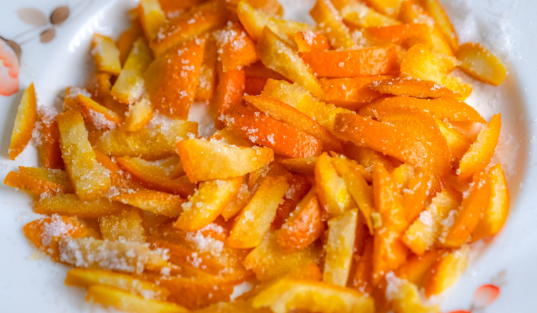 Haz cáscaras de naranja caramelizadas en casa y disfruta de un sabor único Foto: Shutterstock