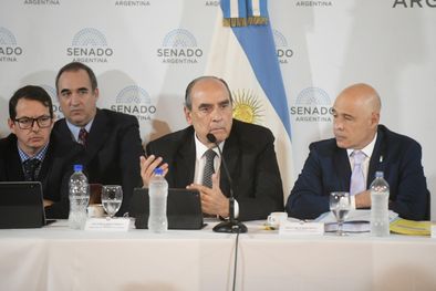 MDZol | El jefe de Gabinete, Guillermo Francos es la voz cantante del Gobierno en la negociación con los senadores por la Ley Bases II y el paquete fiscal. Foto: Prensa Ministerio de Interior