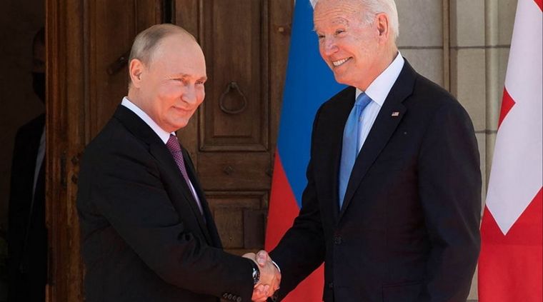 Putin y Biden, en una pasada cita. Foto: ElDiario.