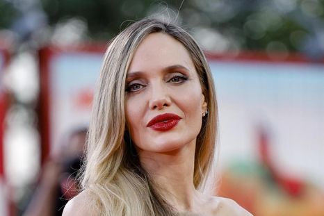 El look de Angelina Jolie. El look de Angelina Jolie.