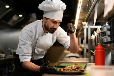 MDZol | Rinde homenaje a la profesión culinaria visitando los cinco restaurantes de Mendoza que se destacan por su excelencia. Foto: Foto ilustrativa de Freepik