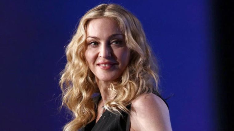 En una de sus últimas presentaciones, Madonna habló de su hospitalización. Foto: Getty Images