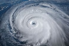 China es abatida por el Tifón Yagi. Foto: Shutterstock