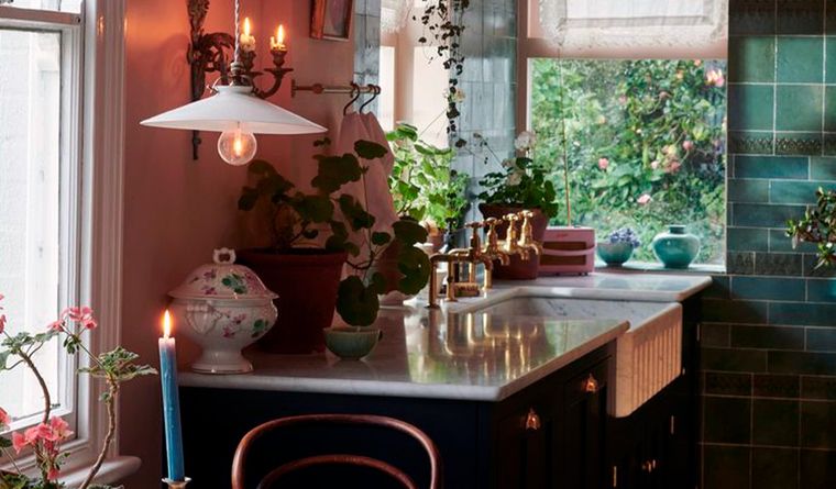 Una buena iluminación en la cocina&nbsp; es la forma más sencilla y fácil de transformar una cocina.&nbsp; Créditos: deVOL.