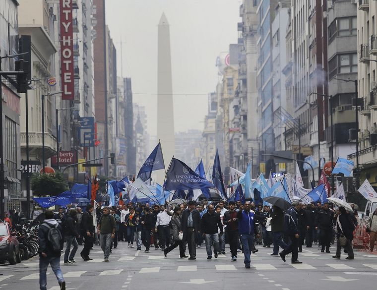 Desde la CGT siguen advirtiendo al Gobierno sobre la posibilidad de un nuevo paro general Foto: Noticias Argentinas