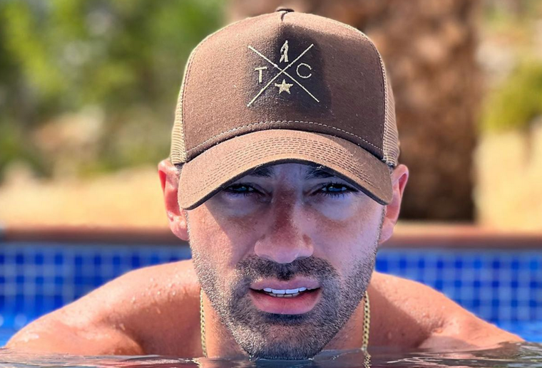 Toni Costa nació el 20 de agosto de 1983.