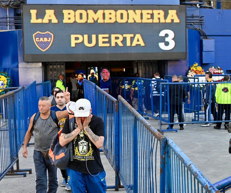 River dejó de lado la rivalidad histórica para honrar a un ícono del fútbol argentino.