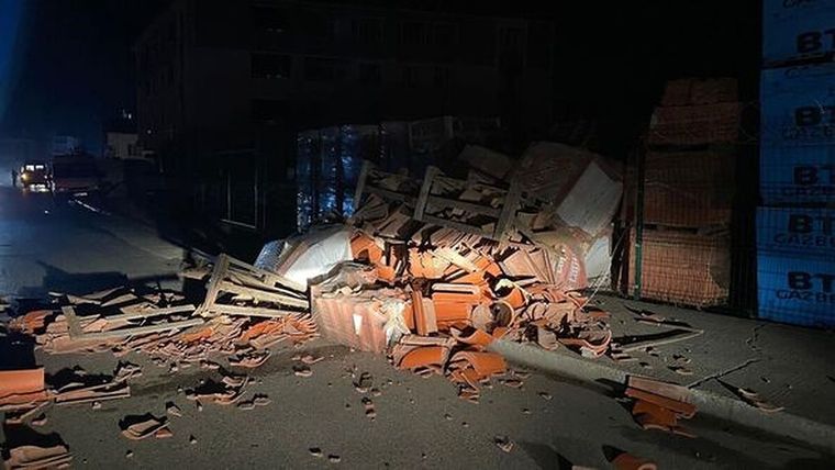 Düzce Hasta el momento solo se reportaron daños materiales Foto: Daily Express