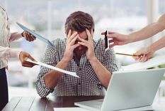 Las presiones sociales, laborales y académicas se intensifican, generando un cóctel perfecto para que la salud mental se vea afectada. Foto: Gentileza