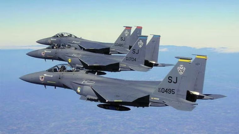 Tres aviones de Estados Unidos, cazas como los de la imagen, fueron derribados por Kuwait. Foto US Air Force