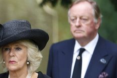 Foto: The List - https://www.thelist.com/img/gallery/the-real-reason-camila-parker-bowles-got-divorced-upgrade/l-intro-1641586702.jpg