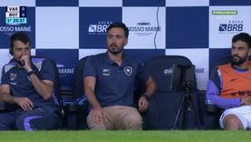 El hijo de Carlo Ancelotti vivió una situación insólita en su debut en Botafogo. Foto: Captura TV El hijo de Carlo Ancelotti vivió una situación insólita en su debut en Botafogo. Foto: Captura TV