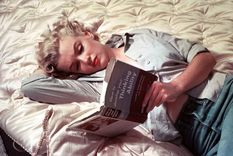 las buenas chicas no leen novelas