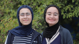 Tala y Farah Mousa afirman que "rehusamos ver los escombros solo como un símbolo de destrucción y pérdida".