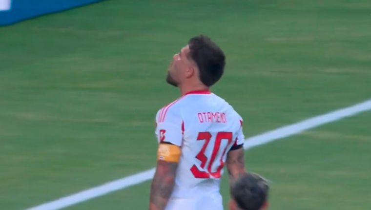 Otamendi le dedicó su gol a la hinchada de Boca.