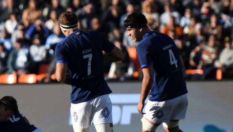 Jegou y Auradou, los dos rugbiers involucrados en el caso. Foto: Santiago Tagua/MDZ