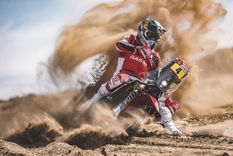 daniel sanders sorprende y domina la corta especial entre las motos