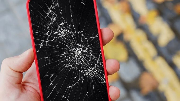 Qué resiste más los golpes: el hidrogel o el vidrio templado