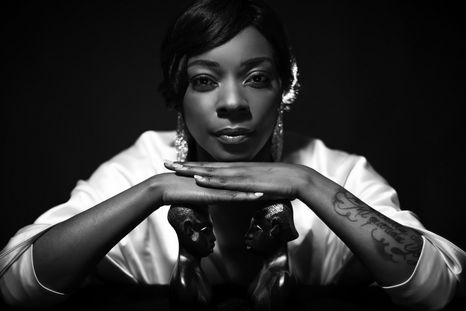 Sólo cierro los ojos y sigo a mi corazón