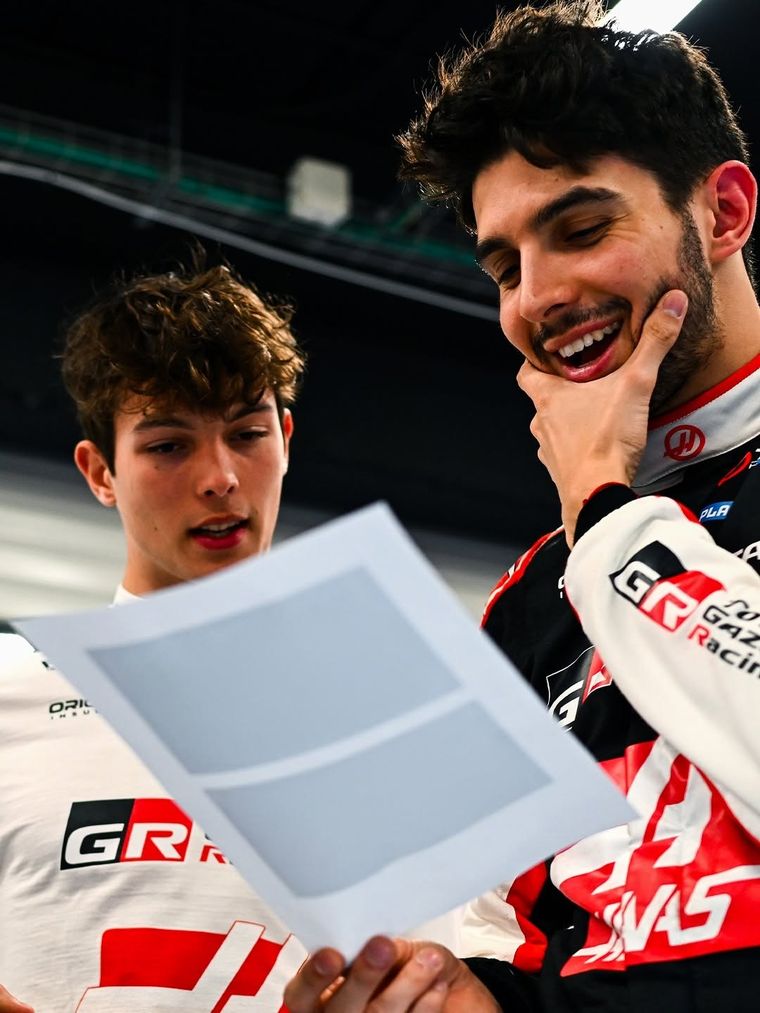 Ocon y Berman, pilotos de Haas para la temporada 2026 de la Fórmula 1. Ocon y Berman, pilotos de Haas para la temporada 2026 de la Fórmula 1.