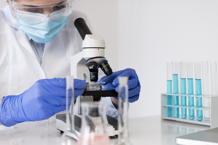 Anmat suspendió preventivamente a LABORATORIOS POLYBIUS S.A. por fallas en calidad y trazabilidad.