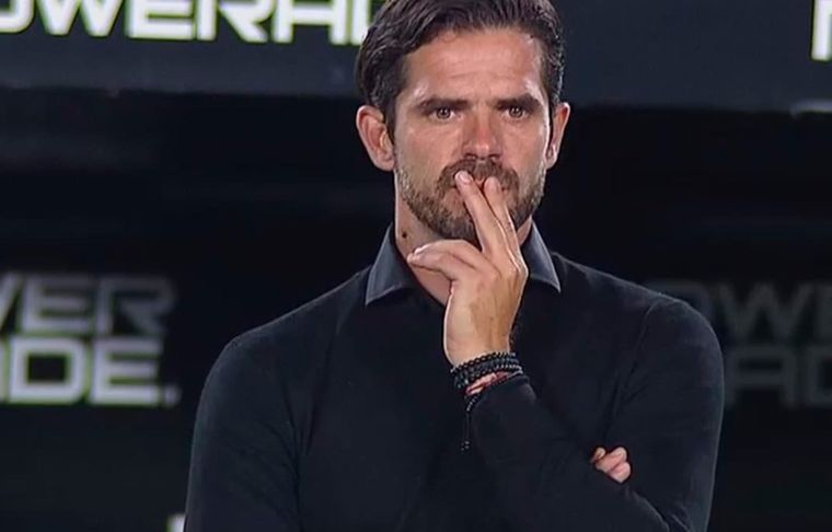 El equipo de Gago podría sumar a un ex Boca.