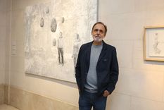 Claudio Gallina en su muestra.