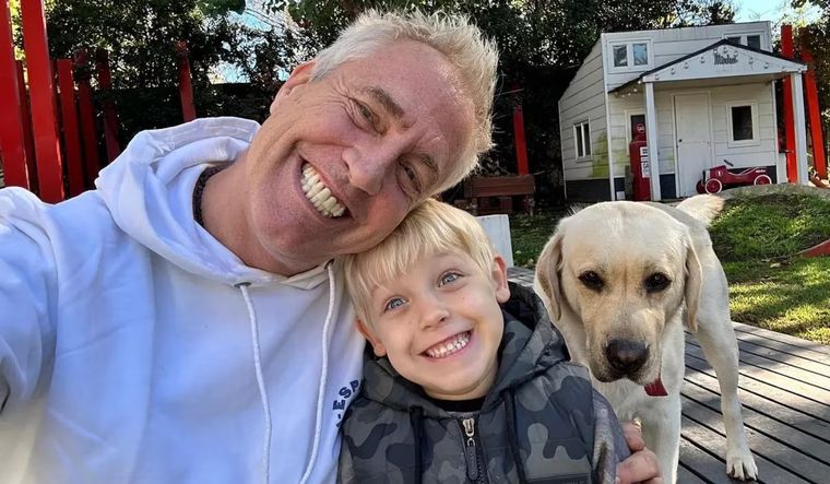 El pequeño llegó en avioneta para ver a Marley