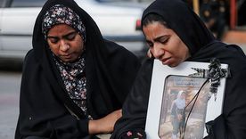 Un funeral tuvo lugar en Irán para las víctimas de un presunto ataque de EE.UU. e Israel contra una escuela en el sur de Irán.