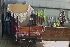 El hecho quedó registrado por las cámaras de seguridad de la zona. Foto: Captura de video