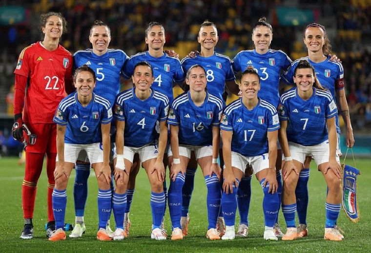 El plantel se expresó en contra de las declaraciones de su DT. Foto: Instagram: @azzurrefigc