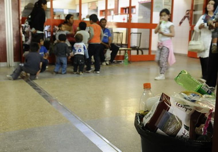 Imágenes de la mugre. Foto: Alf Ponce / MDZ