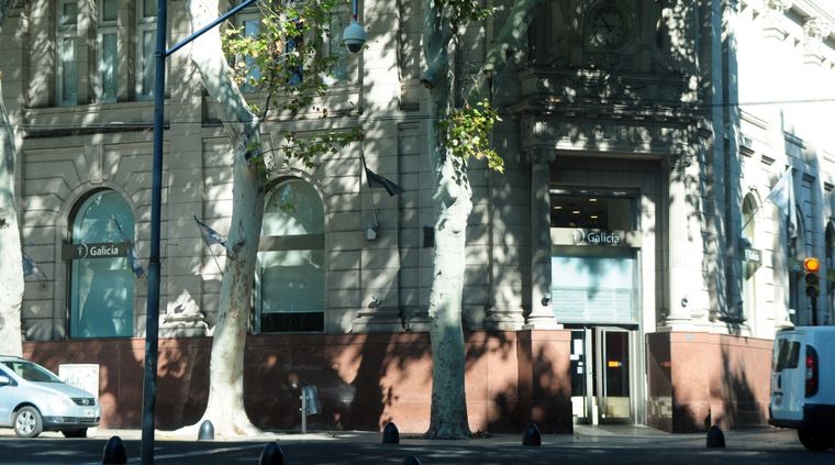 Habrá cuatro feriados luego de las elecciones del 26 de octubre. Habrá cuatro feriados luego de las elecciones del 26 de octubre.
