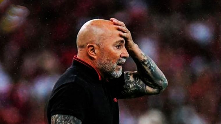 Sampaoli a un paso de volver a dirigir al Santos de Neymar. Sampaoli a un paso de volver a dirigir al Santos de Neymar.