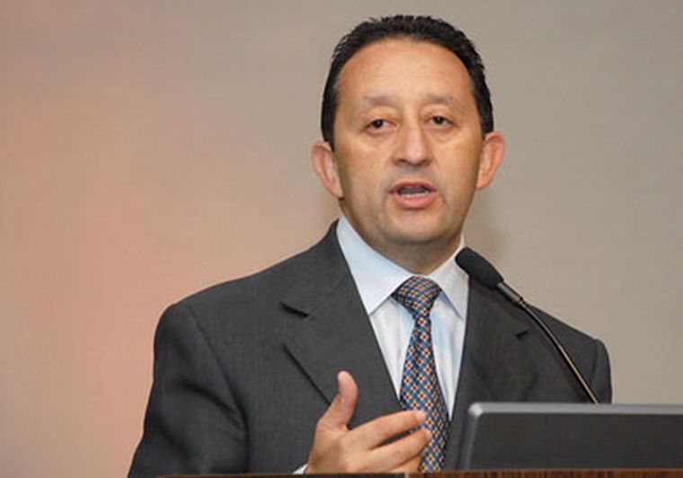 El gobernador está de nuevo en Buenos Aires. Foto: Marcelo Ruiz / MDZ