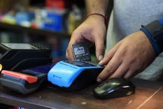 Escaparse, tomarse unos dáis, cada vez es más caro. Foto: Santiago Tagua/MDZ