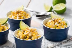 Los esquites se consideran un antojito, es decir, una comida de calle mexicana. Foto: https://www.goya.com