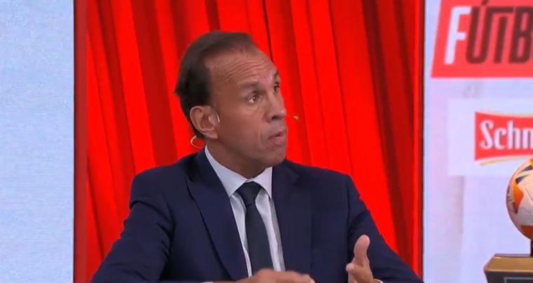 Tras su breve paso como DT en el Federal A, el Mono Navarro Montoya quedó fuera del canal deportivo y lo hizo público en redes. Foto: Captura