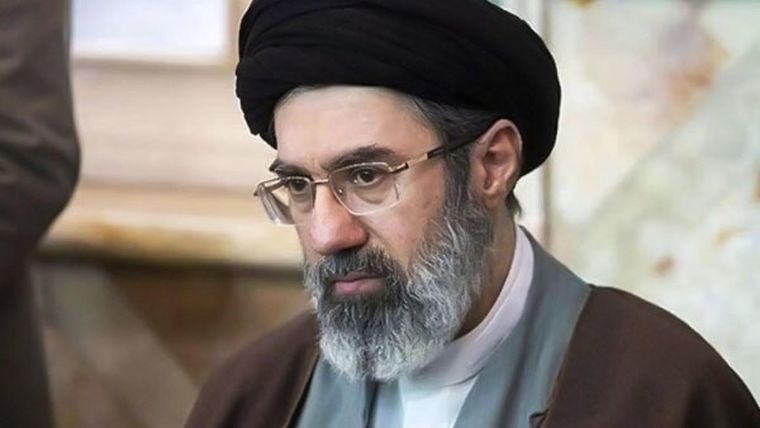 Aseguran que el nuevo líder de Irán, Mojtaba Jamenei, fue herido en medio de la guerra