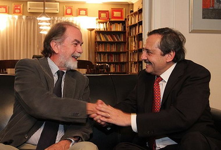 González Fraga con Alfonsín. Foto: UCR