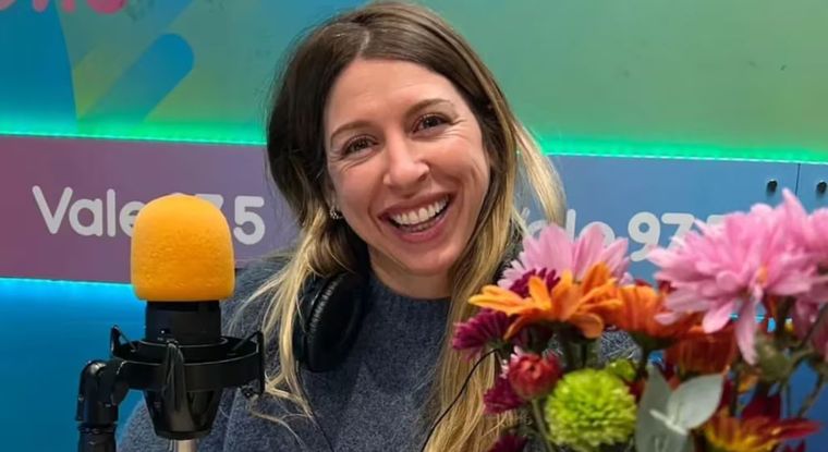 Florencia Bertotti se emocionó al despedirse de su programa de radio La artista contó sus motivos al aire