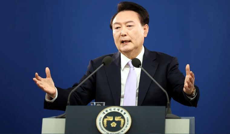 El presidente de Corea del Sur, Yoon Suk-Yeol, afronta una dura condena. Foto Efe El presidente de Corea del Sur, Yoon Suk-Yeol, afronta una dura condena. Foto Efe