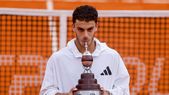 Francisco Cerúndolo por fin pudo levantar el trofeo del Argentina Open. Francisco Cerúndolo por fin pudo levantar el trofeo del Argentina Open.
