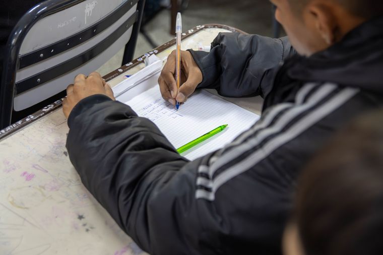 El segundo semestre finalizará entre el 6 y el 13 de diciembre. Foto: Santiago Tagua/MDZ
